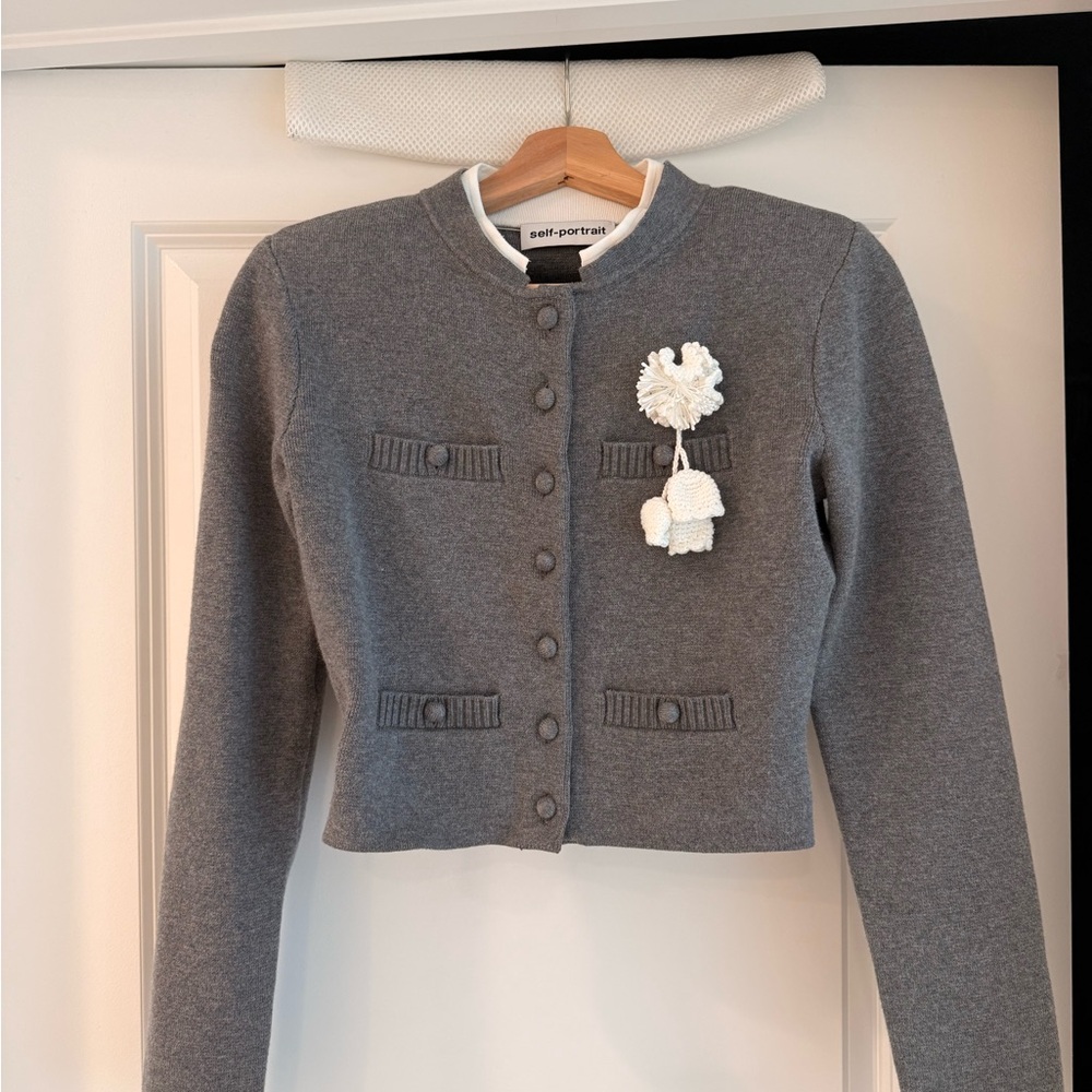NEW Self-Portrait Gray crochet-flower button Cropped Long Sleeve Cardigan, S - Picture 8 of 14